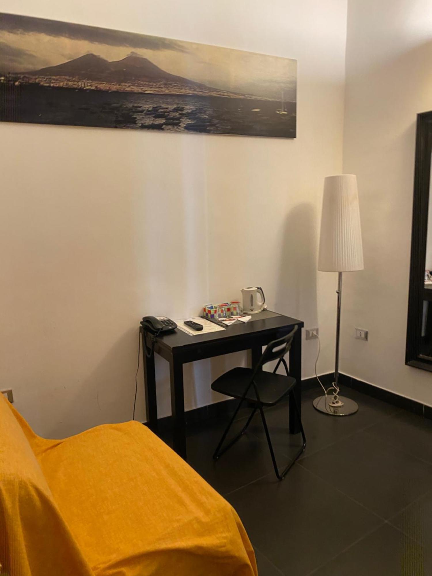 Hotel Plebiscito Aparthotel Neapel Exteriör bild